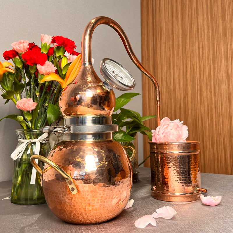 Household traditional copper distiller - Hooloo Distilling Equipment Supply