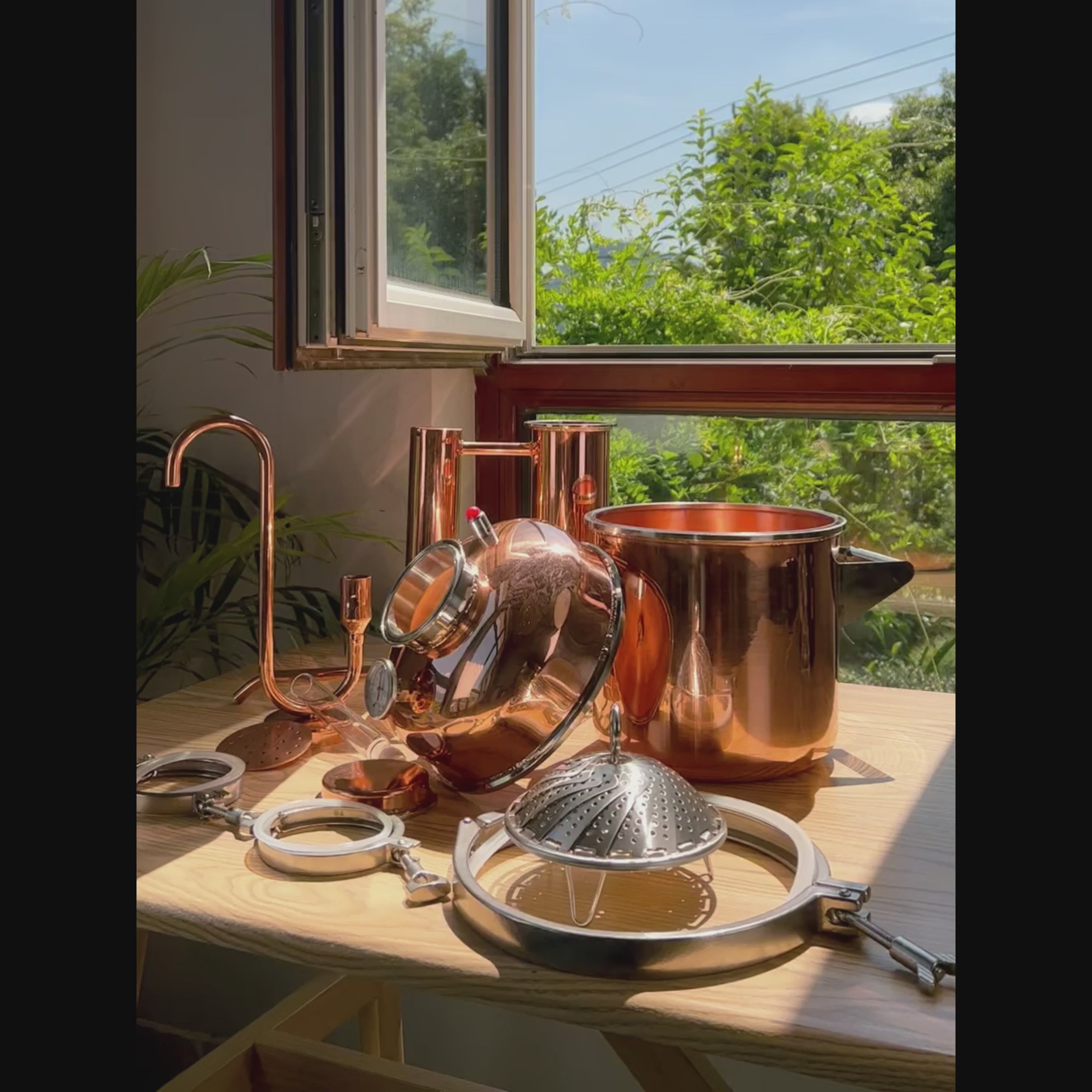 HOOLOO 8L Copper Essential Oil/Hydrosol Still/Distiller